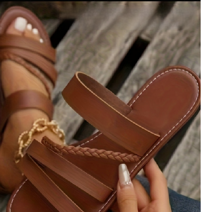 Kasztina – Plecione Kasztanowe Sandały