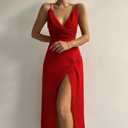 Ophelia™ - Elegancka sukienka z drapowanym dekoltem i rozcięciem