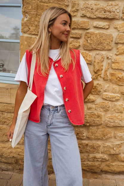 Klara – Czerwona bawełniana kamizelka vintage na lato