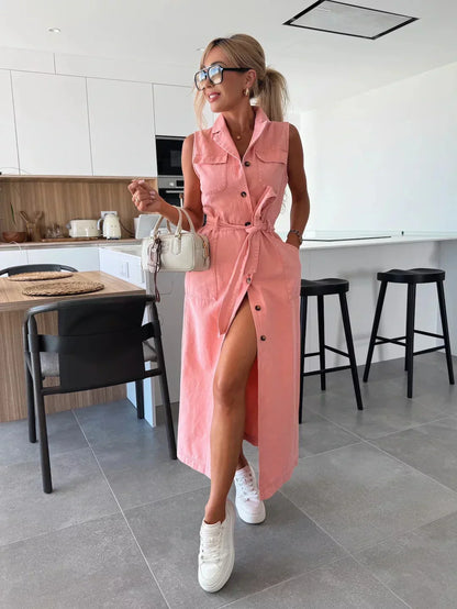 Sanne | Długa sukienka jeansowa z ponadczasową elegancją