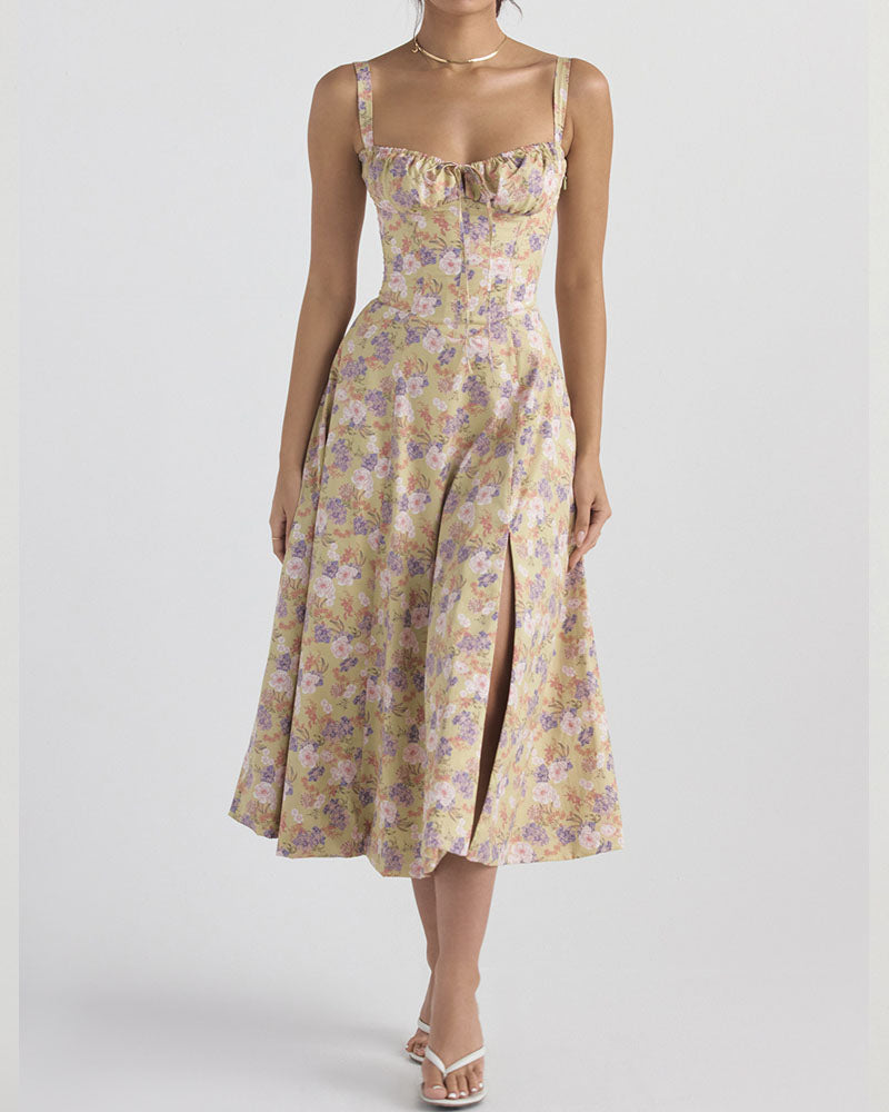 Elegancka sukienka w kwiaty