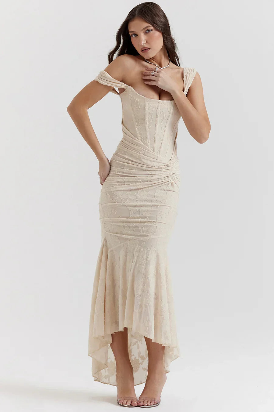 Koronkowa sukienka maxi Casandra