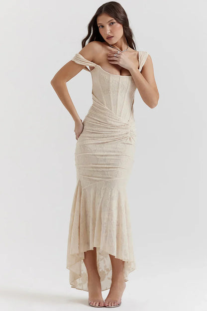 Koronkowa sukienka maxi Casandra