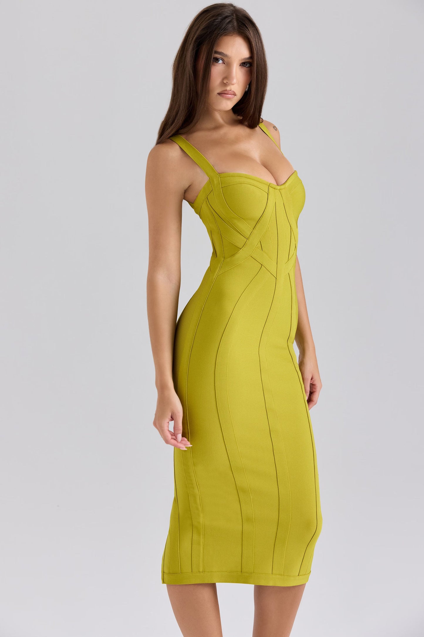 Sukienka midi Annelise Curve Sculpt z bandażem